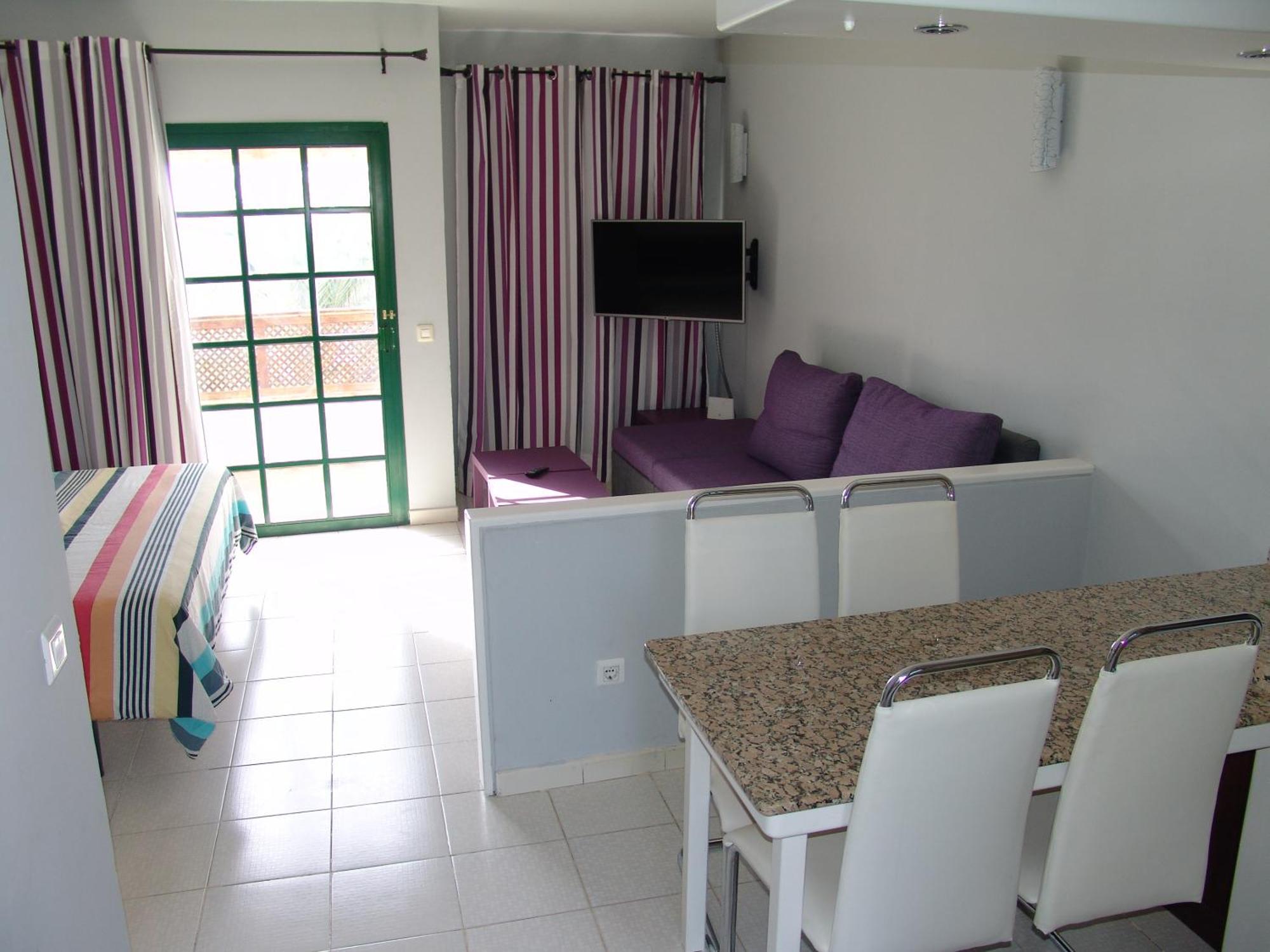 Moderno apartamento Wind Surfing 2 Playa Del Aguila  Esterno foto